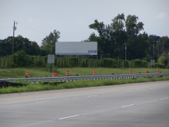                                                                          Sign#10--->Interstate I-75,Mile Marker 124,Northbound Read--->West side Interstate---->Great reading sign with no obstructions.